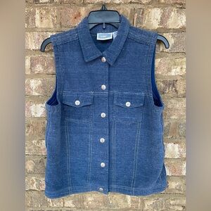 Susan Bristol Soft Knit Button Denim Blue Vest Size Medium Thick Good Quality